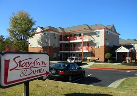 Stay Inn & Suites - Стокбридж Екстериор снимка